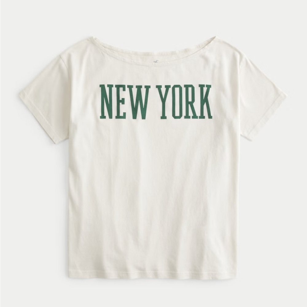NWT Hollister OVERSIZED OFF-THE-SHOULDER GRAPHIC TEE